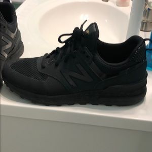 New Balance All Black Fresh Foam Sneakers